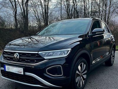 Second-hand VW T-Roc Goal 150 CP (110 kW) 2024 Negru SUV