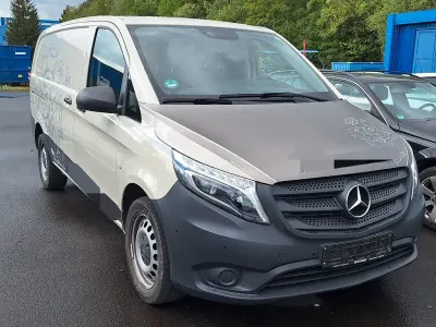 Gebraucht Mercedes Vito 163 PS (119 kW) 2021 Grau Van