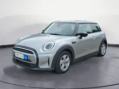Gebraucht Mini Cooper Essential 136 PS (100 kW) 2023 Silber Kleinwagen