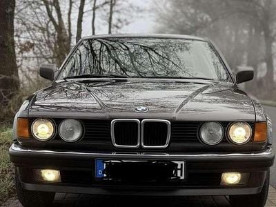 Second-hand BMW 730 188 CP (138 kW) 1990 Berlinǎ