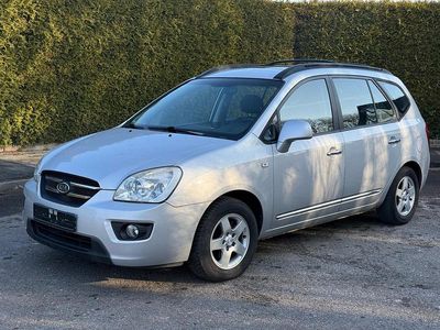 Silber Gebraucht 2006 Kia Carens Van / Kleinbus | 3.500 €