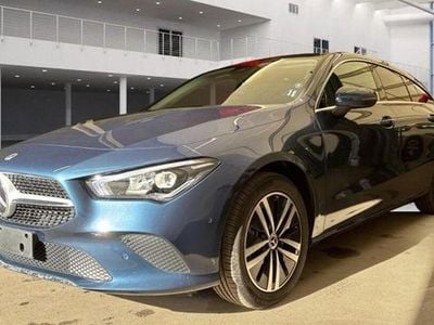 Usata Mercedes CLA250e Shooting Brake 218 CV (160 kW) 2022 Blu Station wagon
