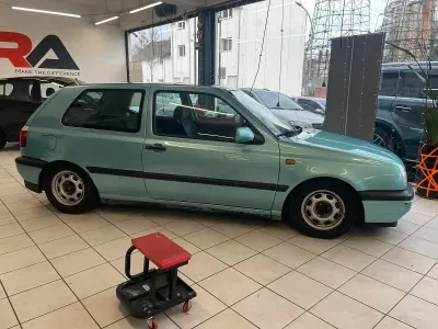 Używany VW Golf III 75 KM (55 kW) 1992 Andere farben Hatchback