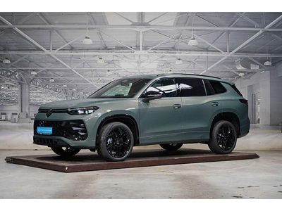 Gebraucht VW Tayron R-line 204 PS (150 kW) 2025 Cipressinogrün metallic SUV