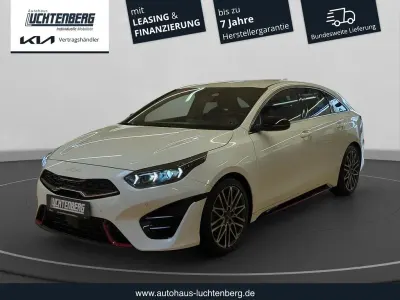Gebraucht Kia ProCeed GT 204 PS (150 kW) 2024 Weiß Kombi