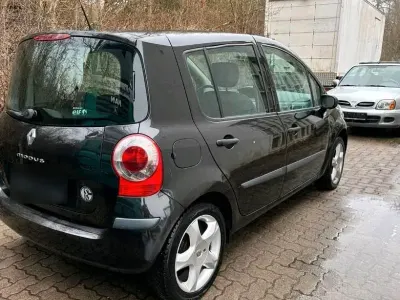 Gebraucht Renault Modus 90 PS (66 kW) 2006 Schwarz Van / Kleinbus