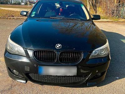 Gebraucht BMW 523 177 PS (130 kW) 2006 Schwarz Limousine
