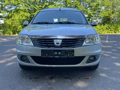 Gebraucht Dacia Logan MCV Lauréate 87 PS (63 kW) 2009 Grau Kombi