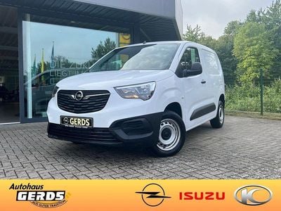 Second-hand Opel Combo Edition 102 CP (75 kW) 2024 Alb Monovolum