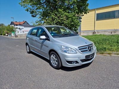 gebraucht Mercedes B160 B 160(245.231) *TÜV + Service Neu*BT*SHZ*LM*