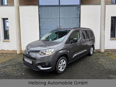 Grau Gebraucht 2024 Toyota Proace Verso City Kombi | 29.980 € (Fairer Preis)