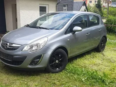 Gebraucht Opel Corsa Innovation 86 PS (63 kW) 2011 Grau Kleinwagen