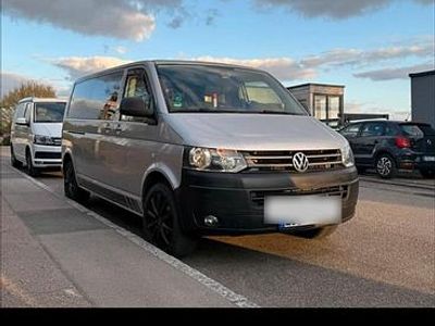 Gebraucht VW T5 140 PS (102 kW) 2015 Silber Van