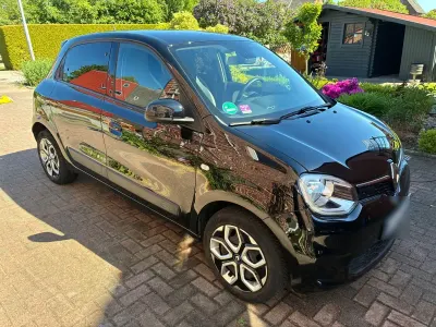 Gebraucht Renault Twingo Zen 60 kW (82 PS) 2021 Schwarz Kleinwagen