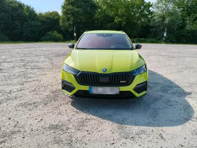 Gebraucht Skoda Octavia RS 200 PS (147 kW) 2022 Grün Kombi