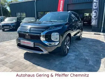 Gebraucht Mitsubishi Outlander P-HEV Top 306 PS (225 kW) 2025 Schwarz SUV