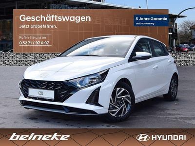 Gebraucht Hyundai i20 Trend 101 PS (74 kW) 2025 Weiß Limousine