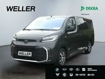 Gebraucht Toyota Proace Team 177 PS (130 kW) 2025 Titanium grey metallic (grau) Van / Kleinbus