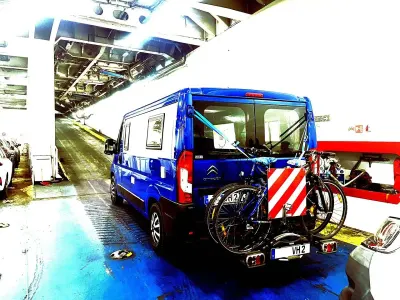 Gebraucht Citroën Jumper 140 PS (102 kW) 2020 Blau Van / Kleinbus