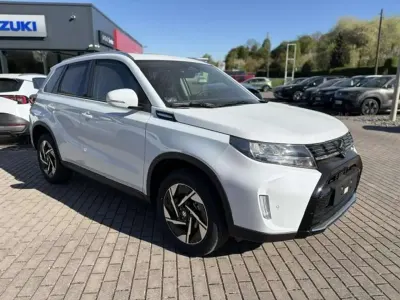 Nuova Suzuki Vitara Comfort+ 109 CV (80 kW) 2026 Bianco SUV