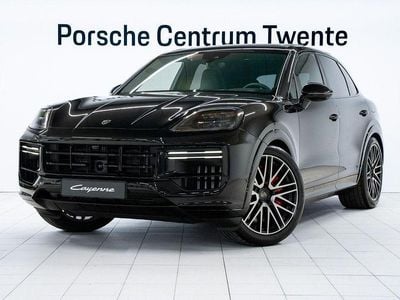 Neu Porsche Cayenne Turbo E-Hybrid 740 PS (544 kW) 2025 Schwarz SUV