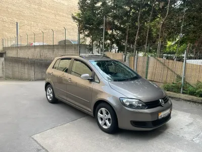 Gebraucht VW Golf Plus Cross Trendline 86 PS (63 kW) 2012 Grau Van / Kleinbus