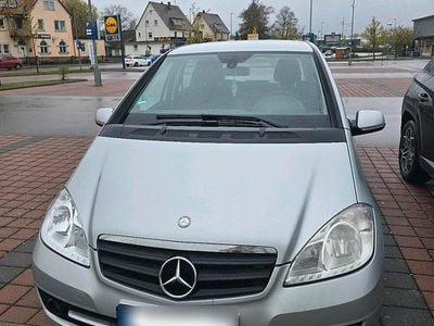Usata Mercedes A180 169 CV (124 kW) 2010 Grigio Utilitaria