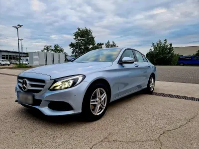Gebraucht Mercedes C180 116 PS (85 kW) 2015 Silber Limousine
