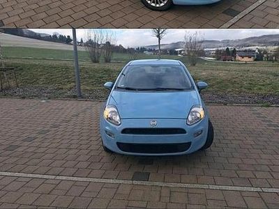 Gebraucht Fiat Punto 69 PS (50 kW) 2014 Blau Kleinwagen