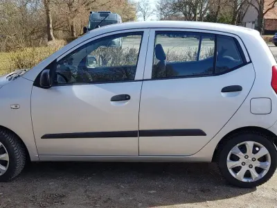Gebraucht Hyundai i10 67 PS (49 kW) 2011 Kleinwagen