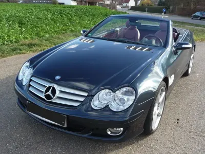 Gebraucht Mercedes SL500 387 PS (284 kW) 2006 Schwarz Cabrio