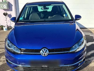 Gebraucht VW Golf VII Join 116 PS (85 kW) 2019 Blau Limousine