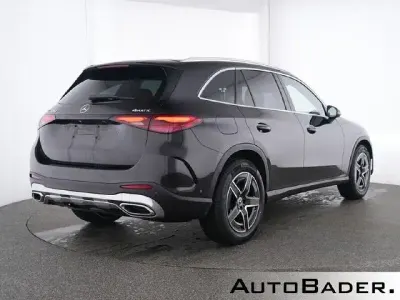 Gebraucht Mercedes GLC220 AMG 197 PS (144 kW) 2025 197 lack obsidianschwarz (metallic) SUV