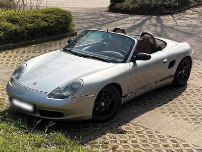 Usado Porsche 986 Boxster 204 HP (150 kW) 1999 Prateado Cabrios