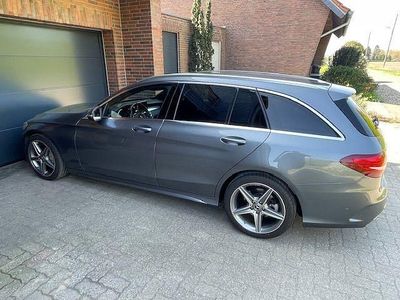 Usata Mercedes C220 AMG line 170 CV (125 kW) 2017 Grigio Station wagon