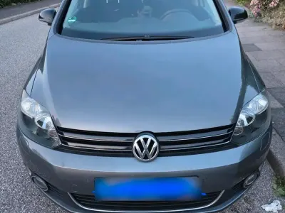 Gebraucht VW Golf VI 105 PS (77 kW) 2011 Grün Kleinwagen