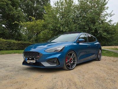 Usata Ford Focus ST 280 CV (205 kW) 2020 Blu Berlina