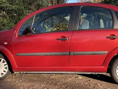Gebraucht Citroën C3 Comfort 73 PS (53 kW) 2005 Rot Kleinwagen