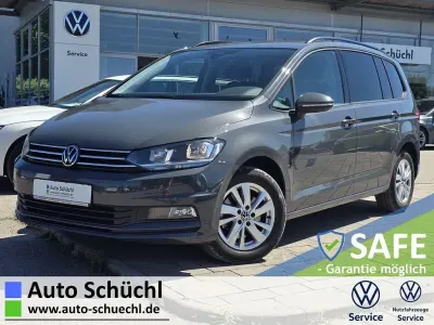 Gebraucht VW Touran Comfortline 150 PS (110 kW) 2023 Grau Van / Kleinbus