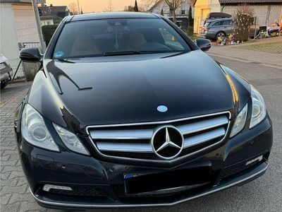 Gebraucht Mercedes E350 231 PS (169 kW) 2009 Schwarz Coupé