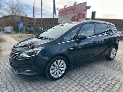 Second-hand Opel Zafira Business 170 CP (125 kW) 2017 Verde Monovolum