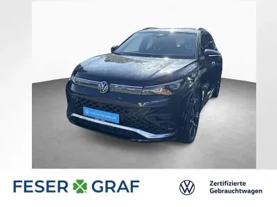 Gebraucht VW Tiguan R-line 193 PS (141 kW) 2024 Deep black perleffekt SUV