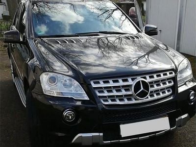 Gebraucht Mercedes ML350 AMG 231 PS (169 kW) 2010 Schwarz SUV