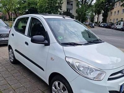 Weiß Gebraucht 2010 Hyundai i10 Kleinwagen | 2.300 €