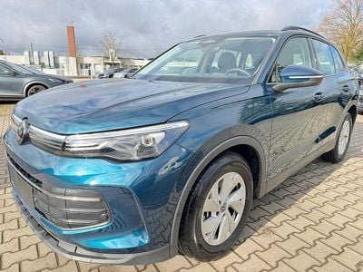 Gebraucht VW Tiguan Life 150 PS (110 kW) 2025 Blau SUV