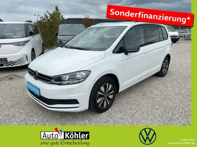 Gebraucht VW Touran Comfortline 150 PS (110 kW) 2025 Pure white Van / Kleinbus