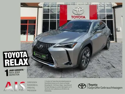 Gebraucht Lexus UX 250h 184 PS (135 kW) 2023 Sonic titanium SUV