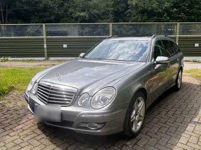 Gebraucht Mercedes E280 Avantgarde 190 PS (139 kW) 2008 Grau Kombi