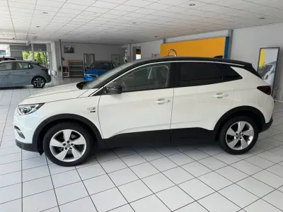 Gebraucht Opel Grandland X 131 PS (96 kW) 2021 Weiß SUV