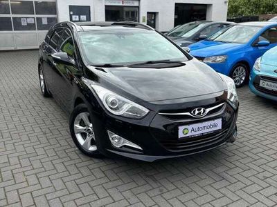 gebraucht Hyundai i40 cw Style*NAVI*AHK*PDC*PANO*XENON*KEYLESS